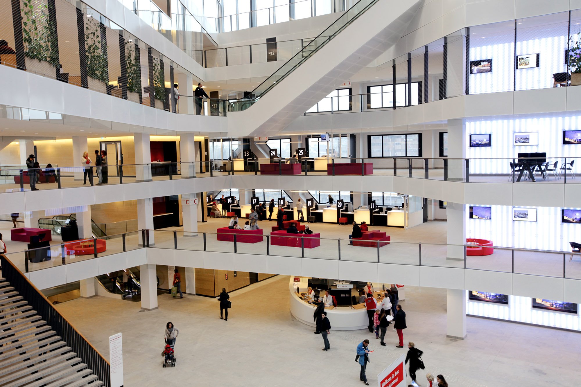 Une des plus grandes mairies des Pays-Bas, la mairie d'Utrecht.